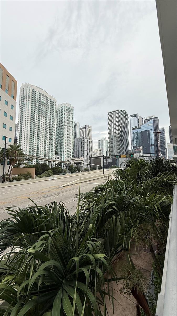 WIND CONDO - Residential