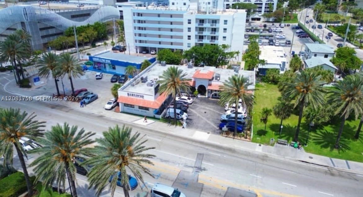 2915 E Las Olas Blvd