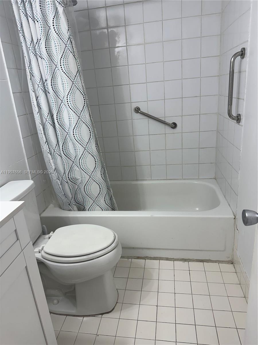 NEW HAMPTON AT CENTURY VI - Residential