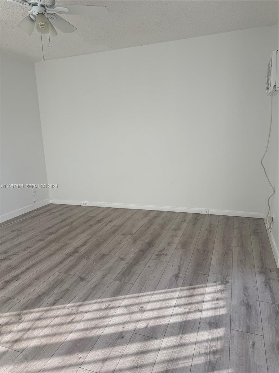 NEW HAMPTON AT CENTURY VI - Residential