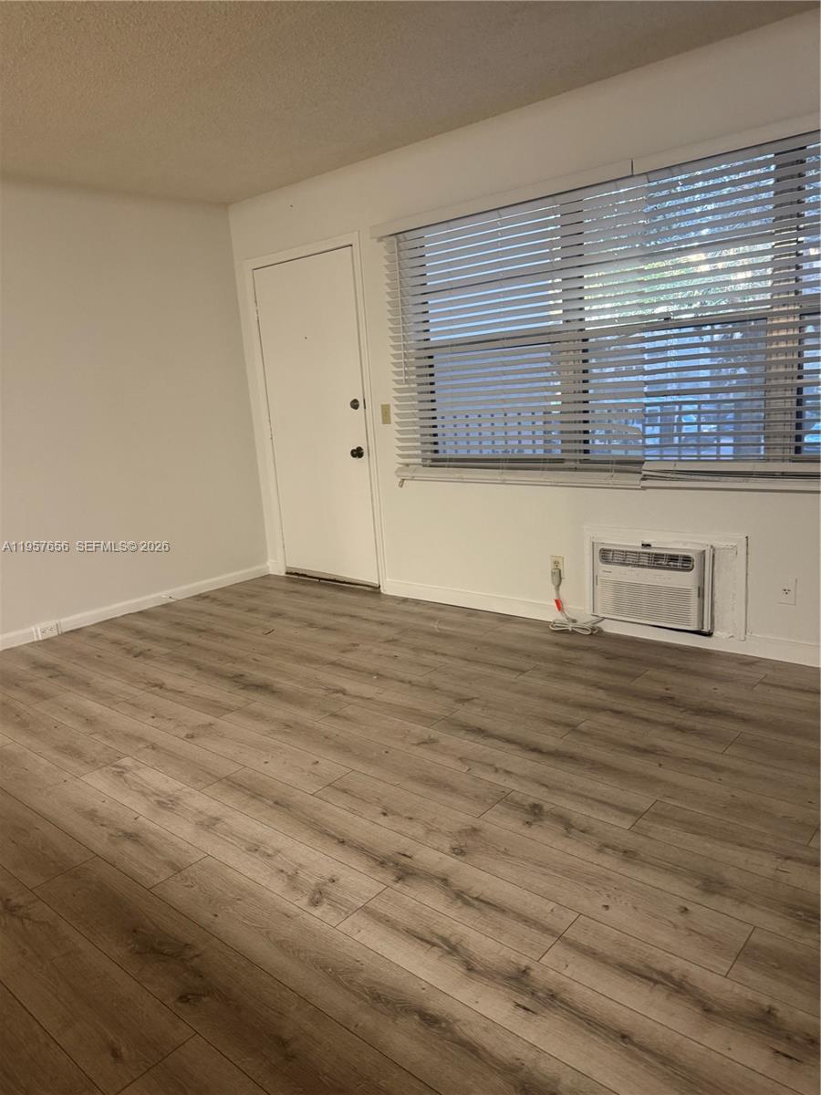 NEW HAMPTON AT CENTURY VI - Residential