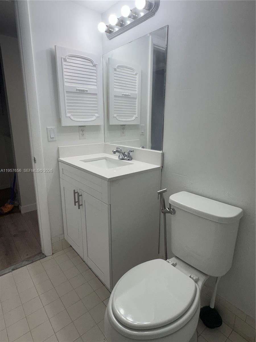 NEW HAMPTON AT CENTURY VI - Residential