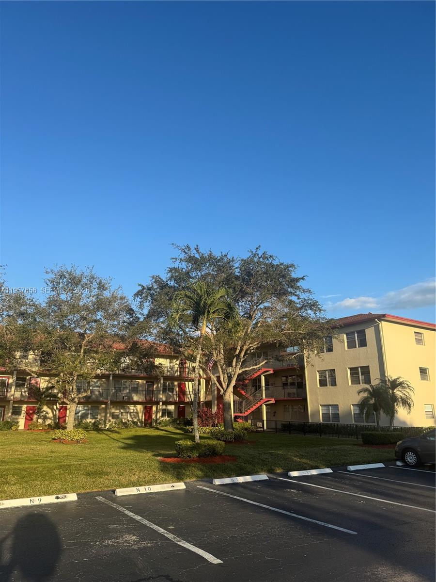 NEW HAMPTON AT CENTURY VI - Residential