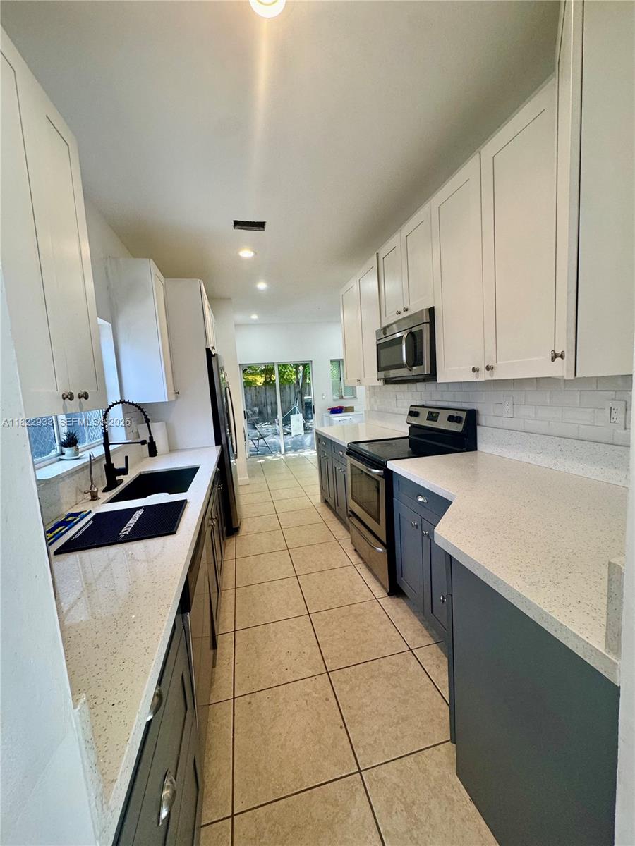 CRISTYS HOMES - Residential