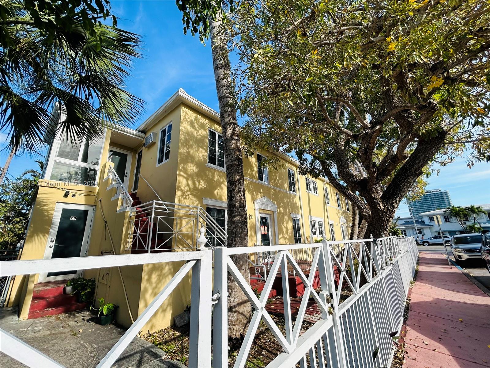 Rental Property at 7501 Byron Ave 4B, Miami Beach, Miami-Dade County, Florida - Bathrooms: 1  - $1,390 MO.