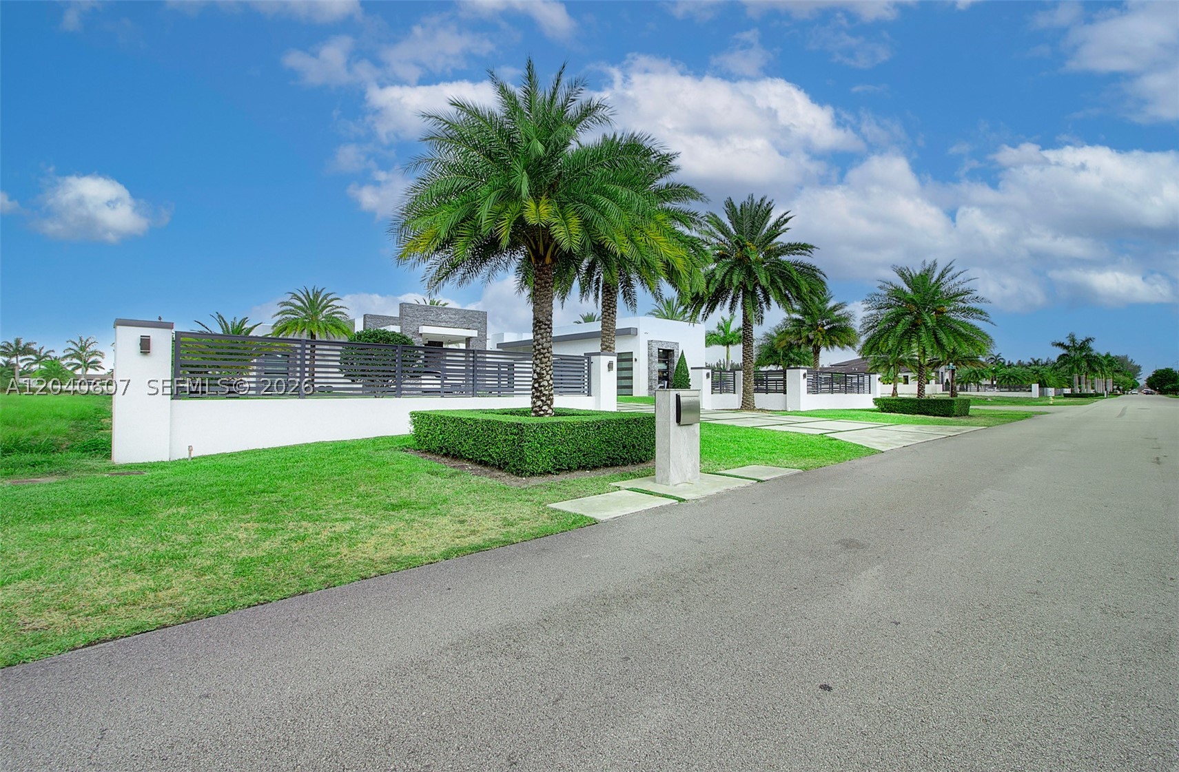 13052 NW 102nd Ave