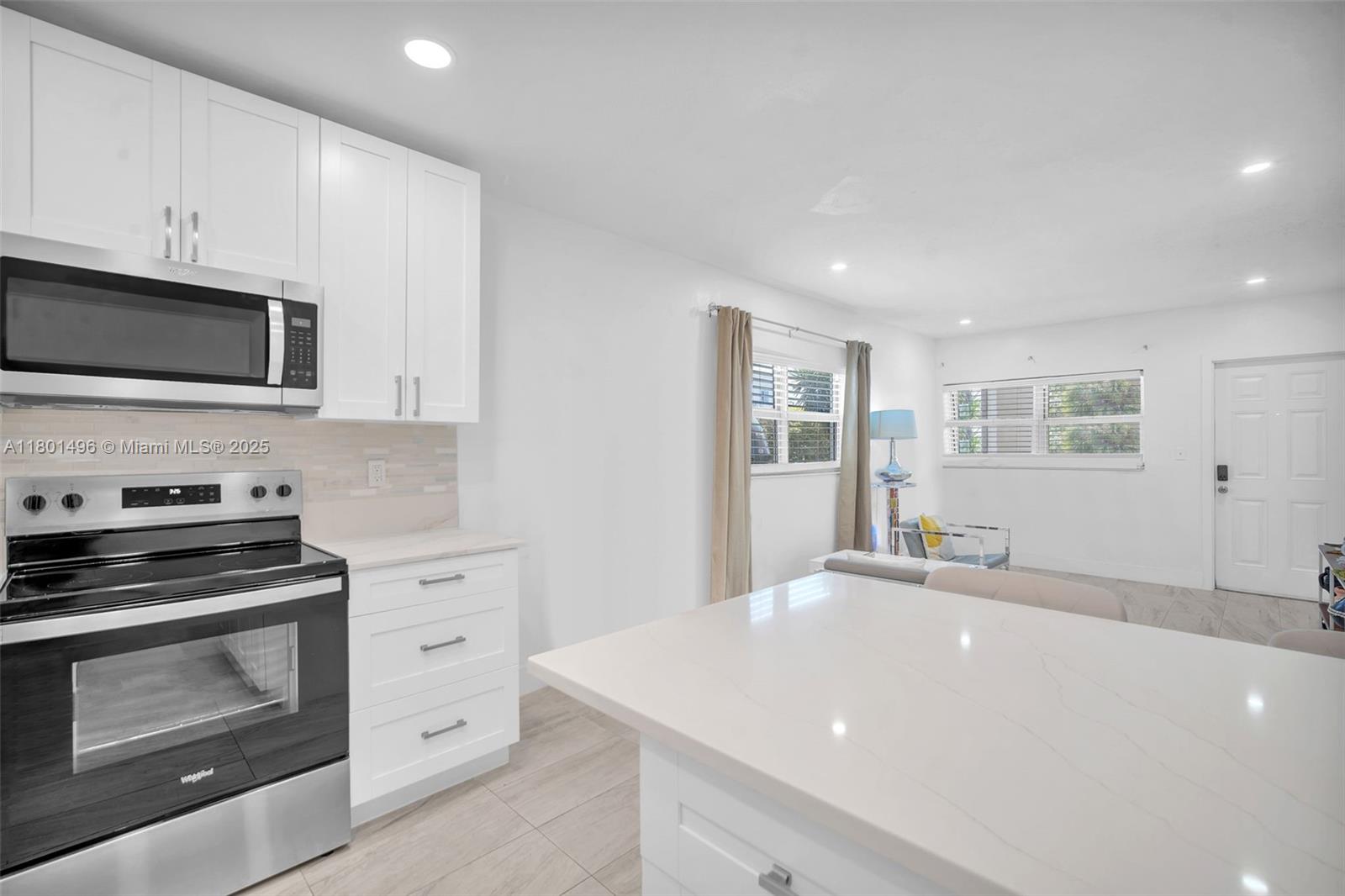 OAKLAND EAST MANORS CONDO - Residential
