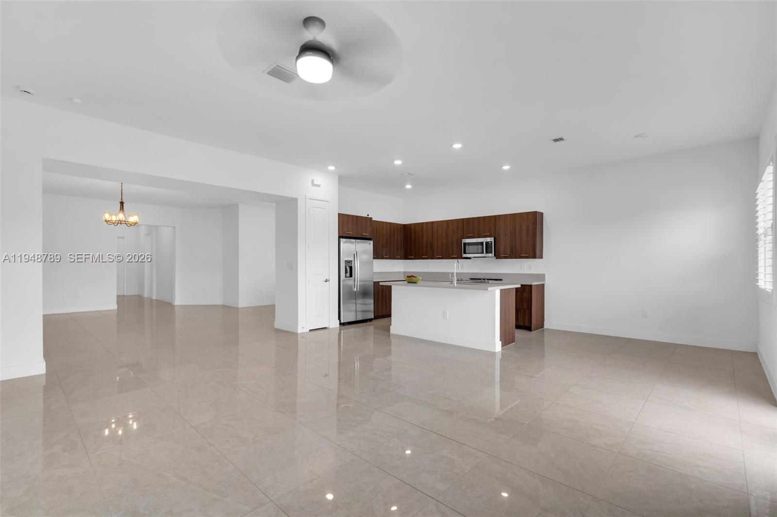 TUSCAN ISLES - Residential