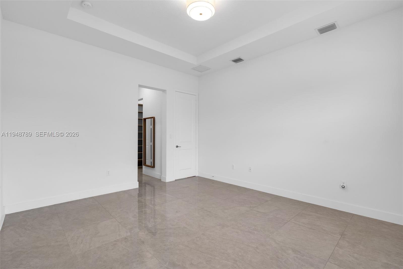 TUSCAN ISLES - Residential