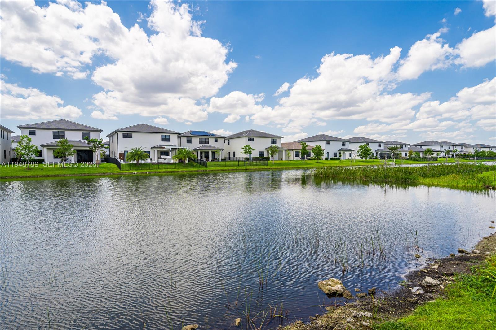 TUSCAN ISLES - Residential