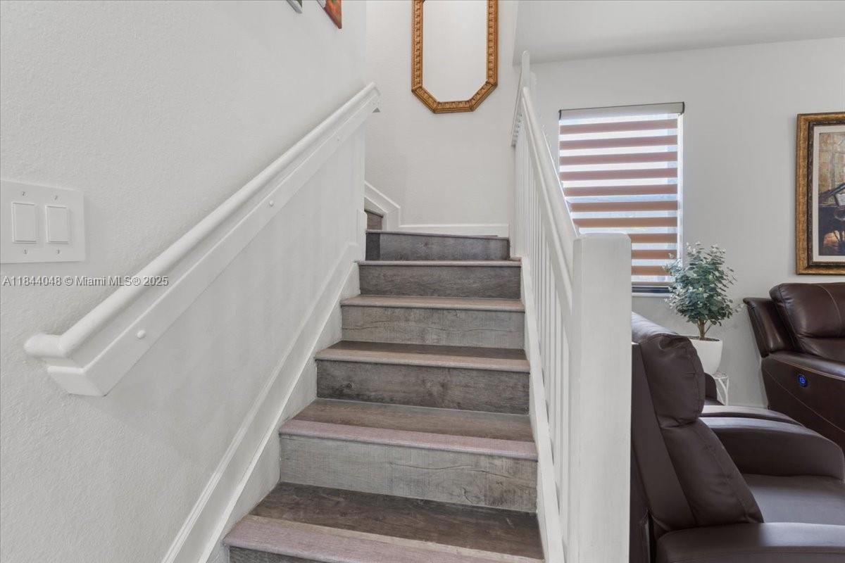 SILVER PALM RESIDENTIAL H - Residential