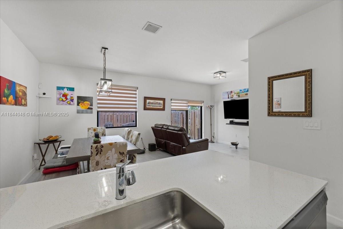 SILVER PALM RESIDENTIAL H - Residential