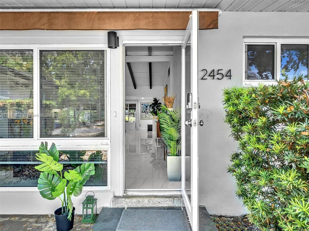 Photo of 2454 Nassau Ln, Fort Lauderdale, FL 33312 (MLS # A11840633)