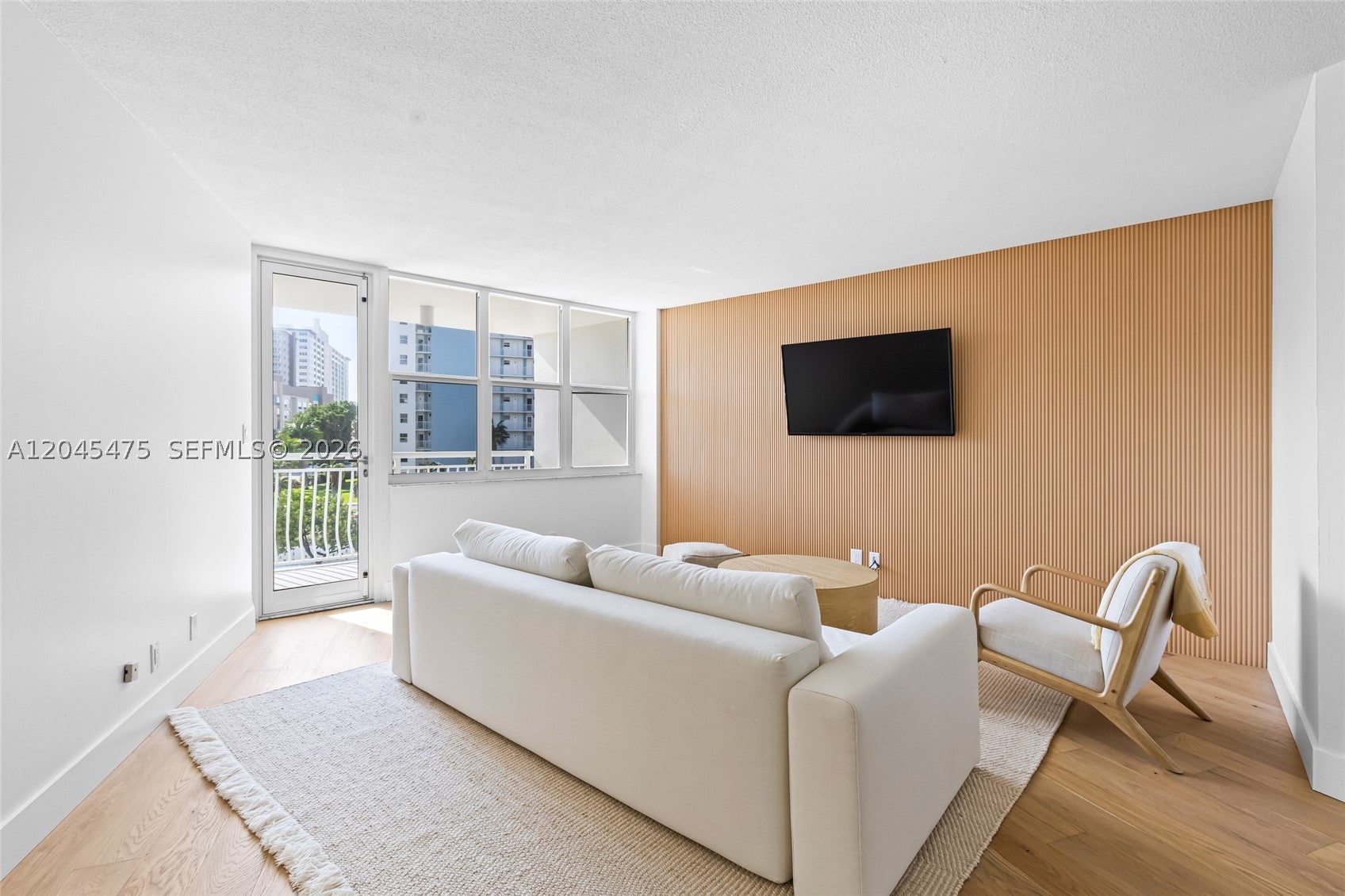 301 N Ocean Blvd 302