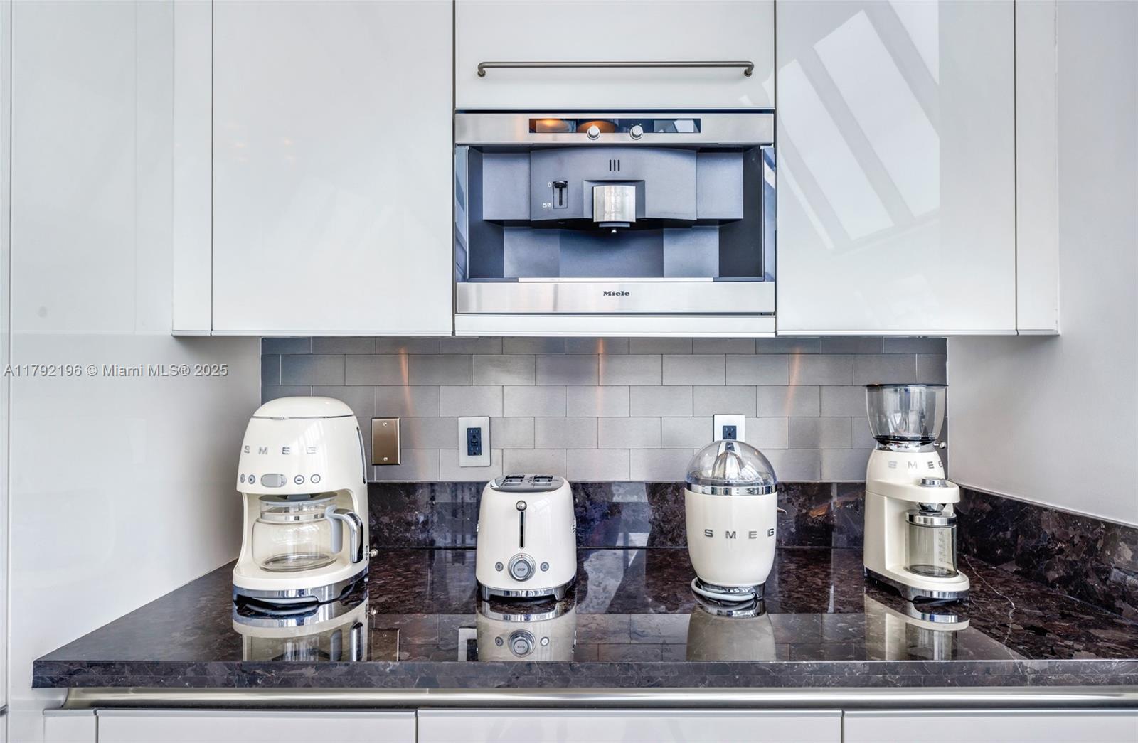 ARTECH RESIDENCES - Residential