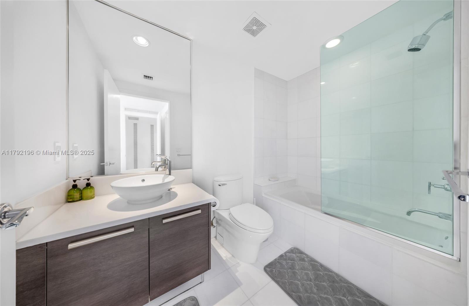 ARTECH RESIDENCES - Residential