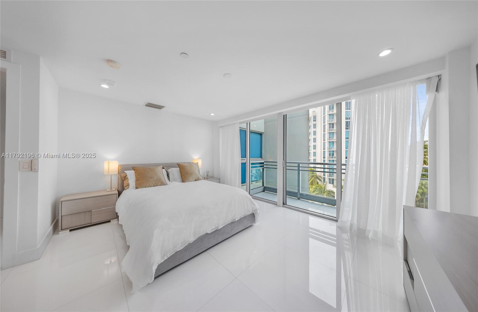 ARTECH RESIDENCES - Residential