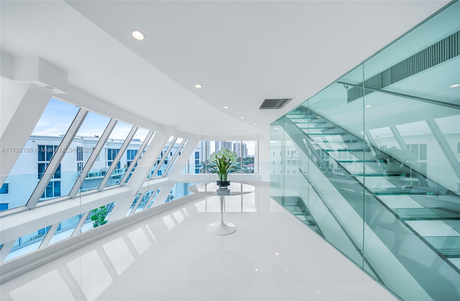 ARTECH RESIDENCES - Residential