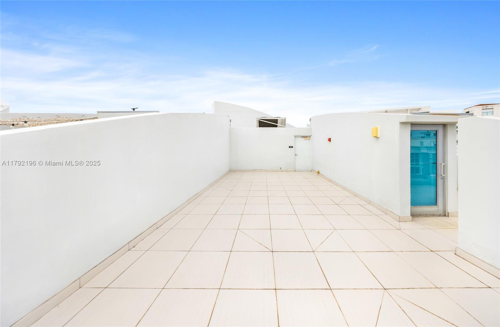 ARTECH RESIDENCES - Residential