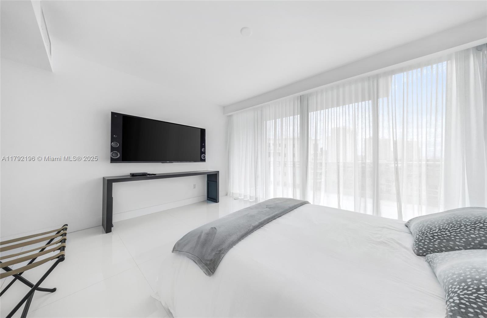 ARTECH RESIDENCES - Residential
