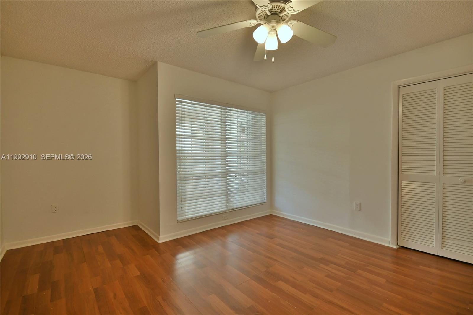 DORAL DUNES 1ST ADDN - Residential Lease