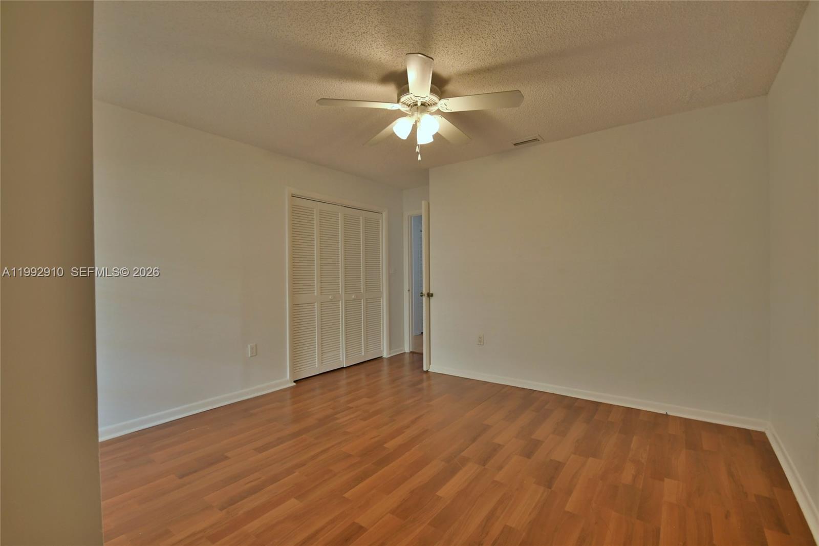 DORAL DUNES 1ST ADDN - Residential Lease