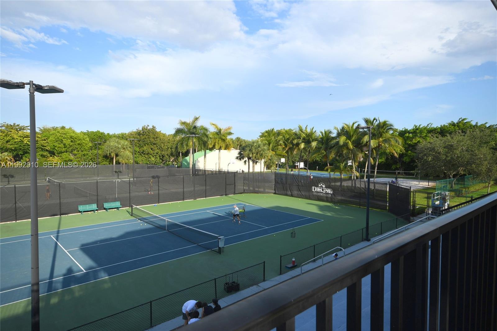 DORAL DUNES 1ST ADDN - Residential Lease