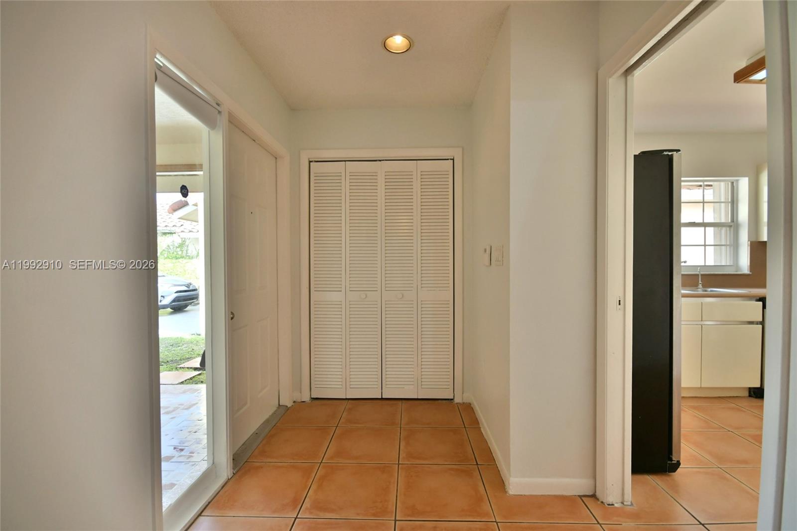 DORAL DUNES 1ST ADDN - Residential Lease