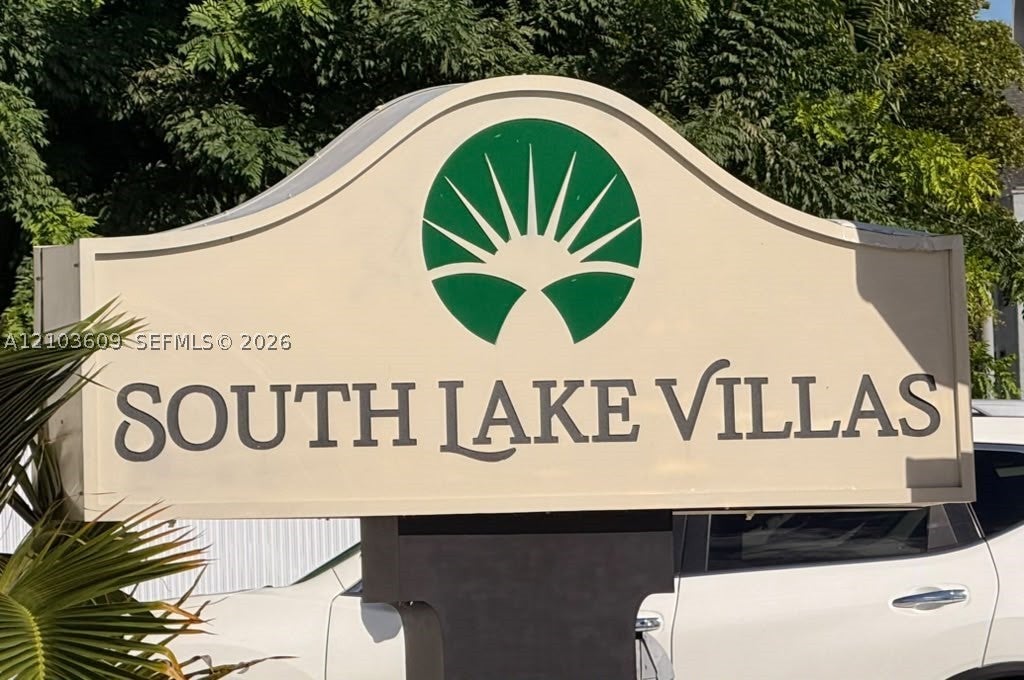 8475 SW 156 Ct