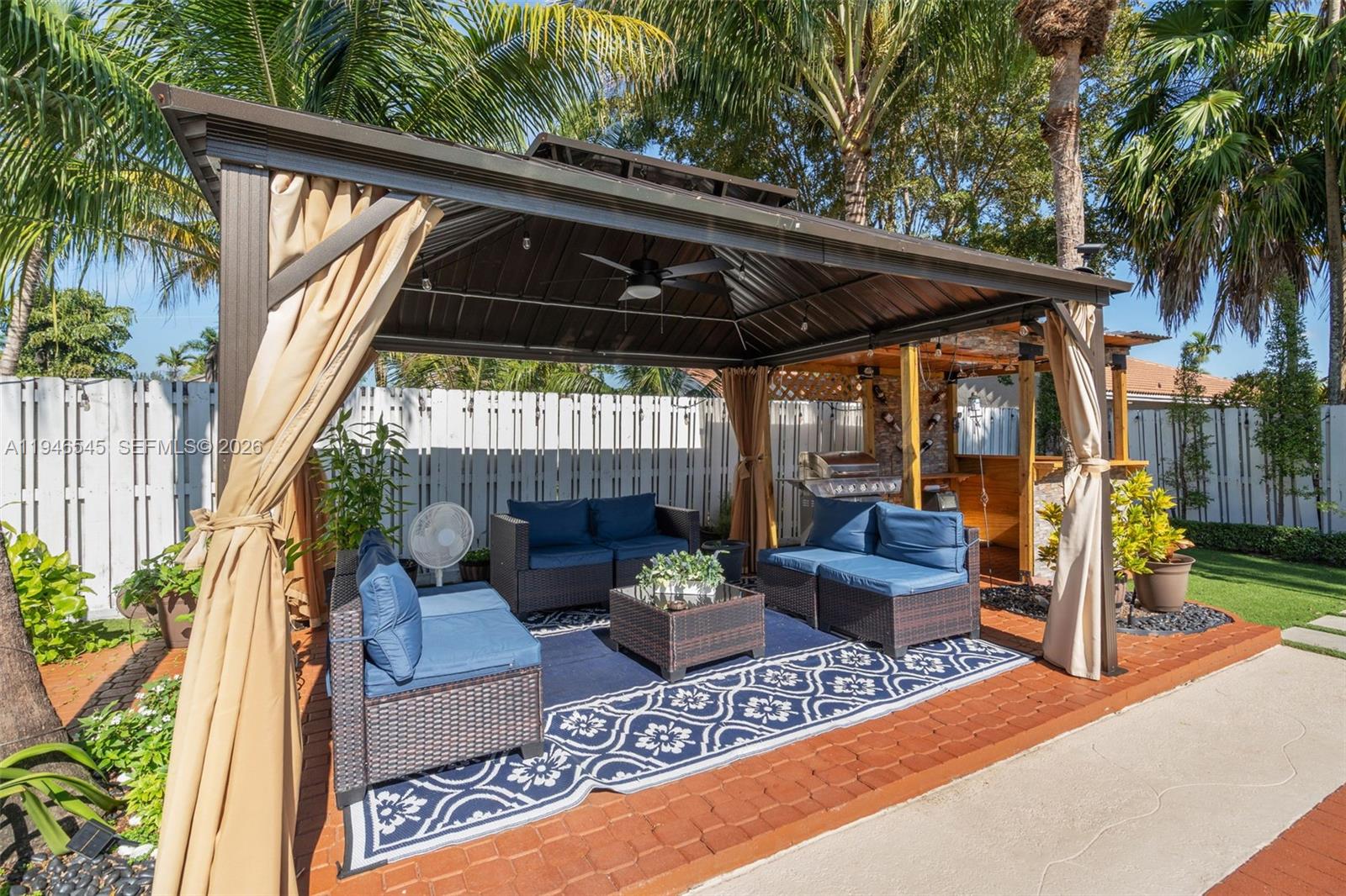 SILVER LAKES AT PEMBROKE - Residential