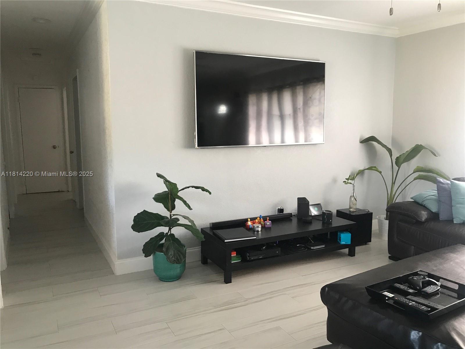 Rental Property at 15563 Sw 107th Pl 1, Miami, Broward County, Florida - Bedrooms: 3 
Bathrooms: 2  - $3,200 MO.