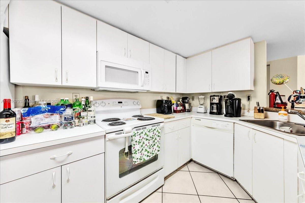 GABLES TERRACE CONDO - Residential