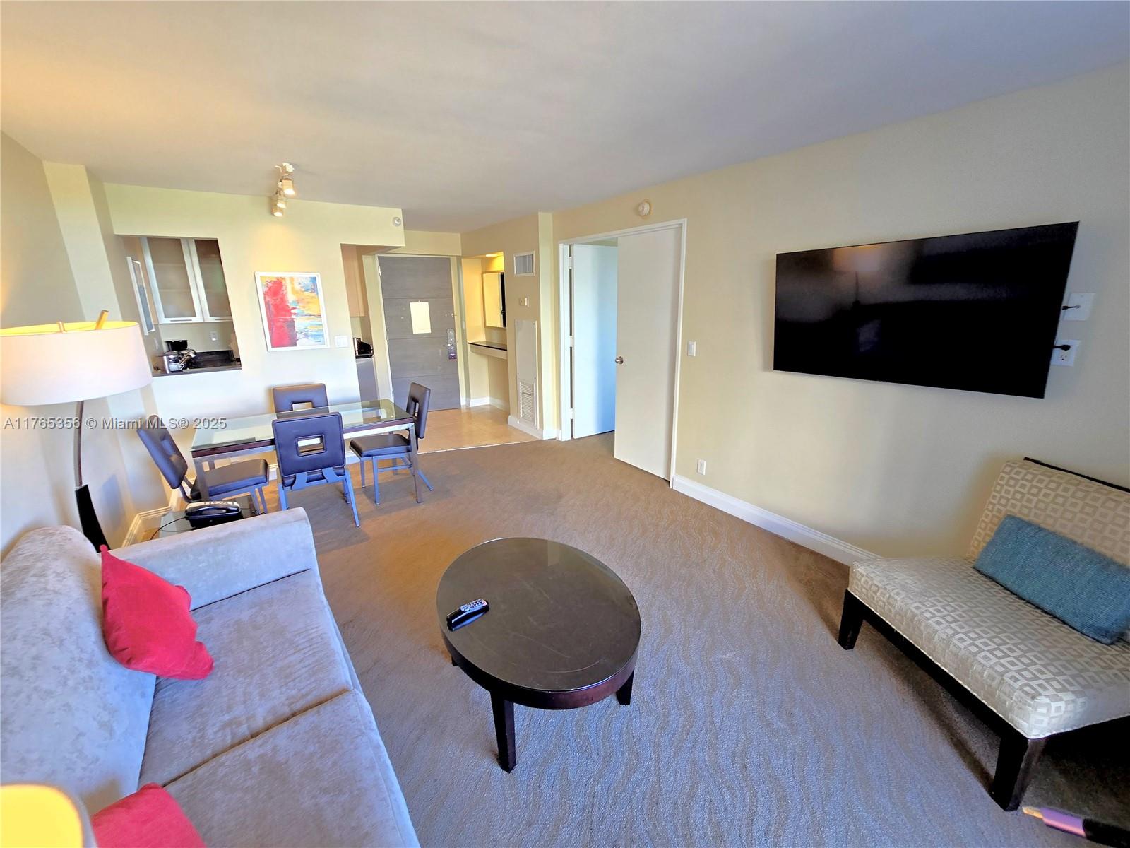 2670 E Sunrise Blvd 315