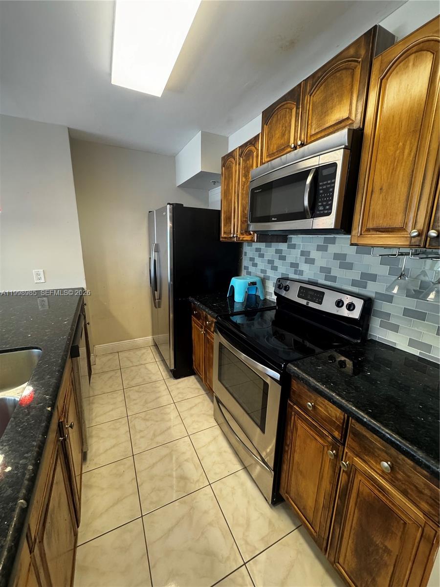 CARIBBEAN TOWERS CONDO - Residential