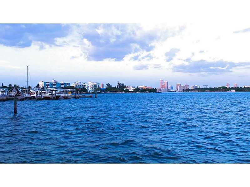 CARIBBEAN TOWERS CONDO - Residential