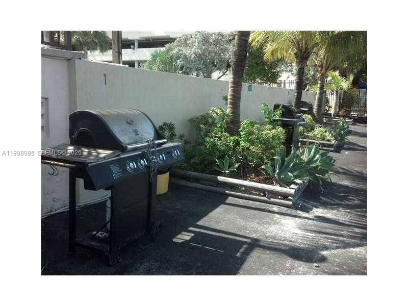 CARIBBEAN TOWERS CONDO - Residential