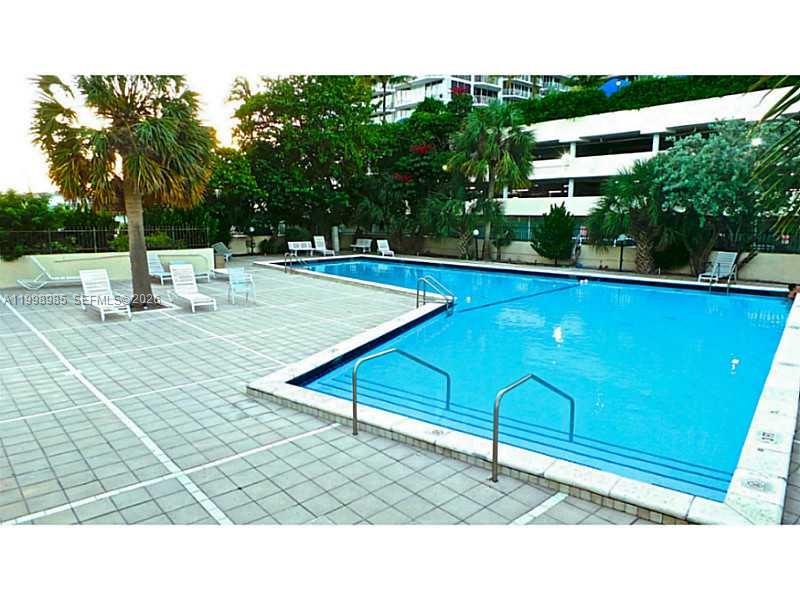 CARIBBEAN TOWERS CONDO - Residential