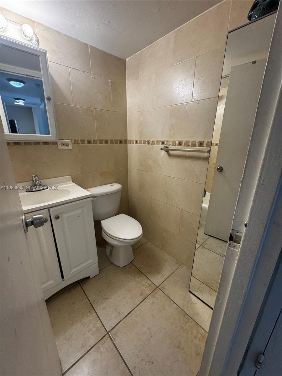 CARIBBEAN TOWERS CONDO - Residential