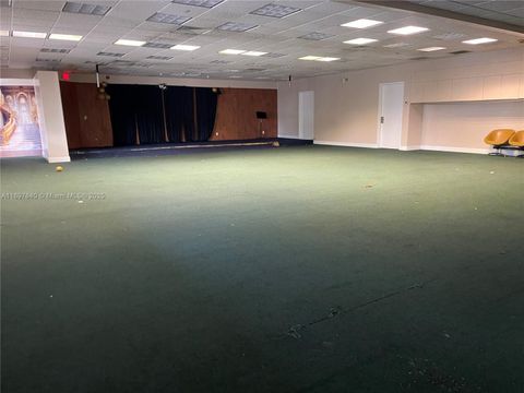 13020 NE 8th Ave North Miami FL 33161