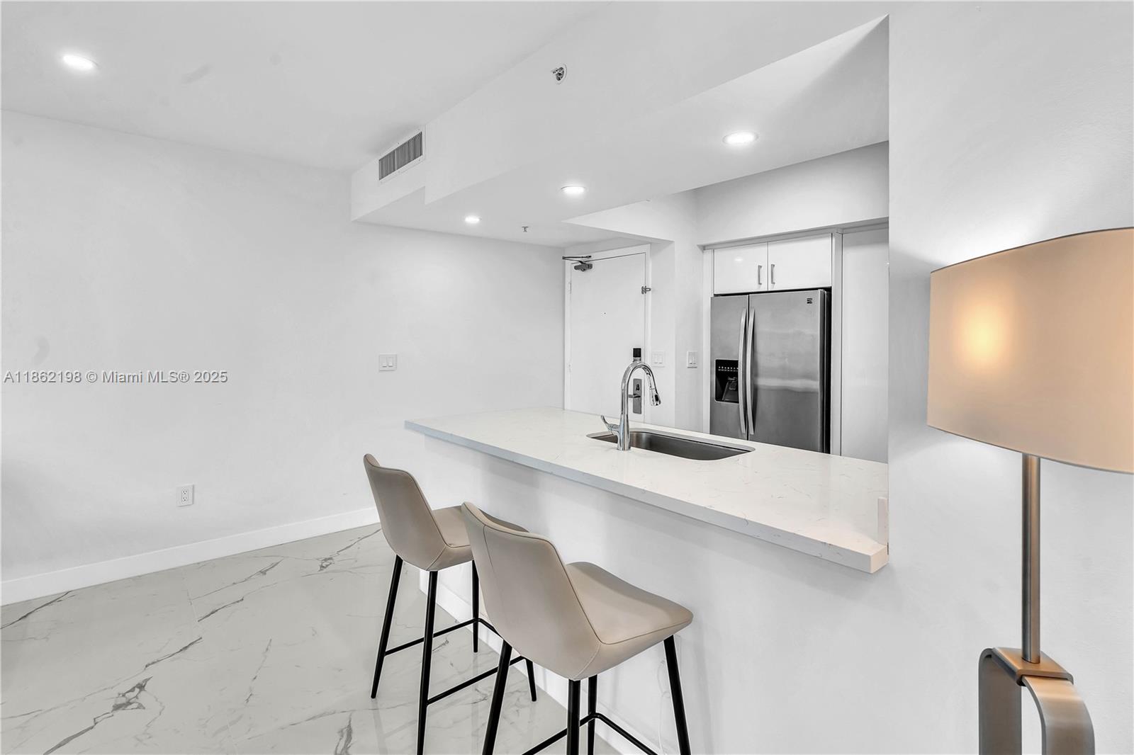 OCEAN POINT BEACH CLUB CO - Residential