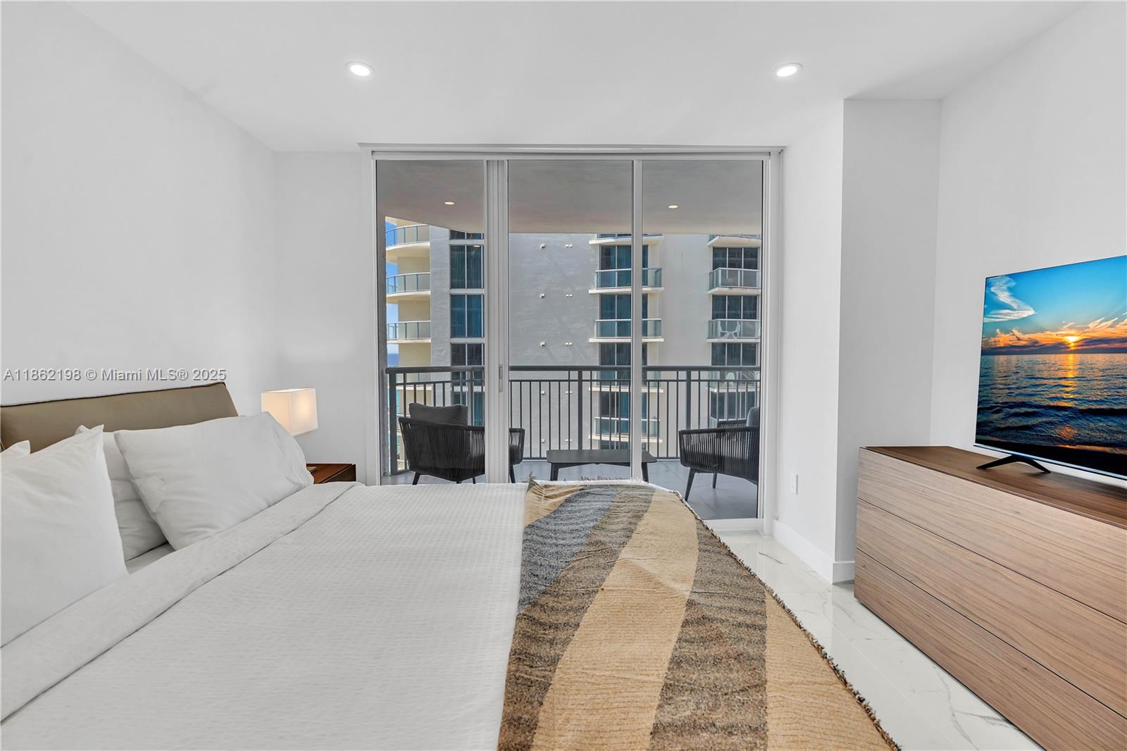 OCEAN POINT BEACH CLUB CO - Residential