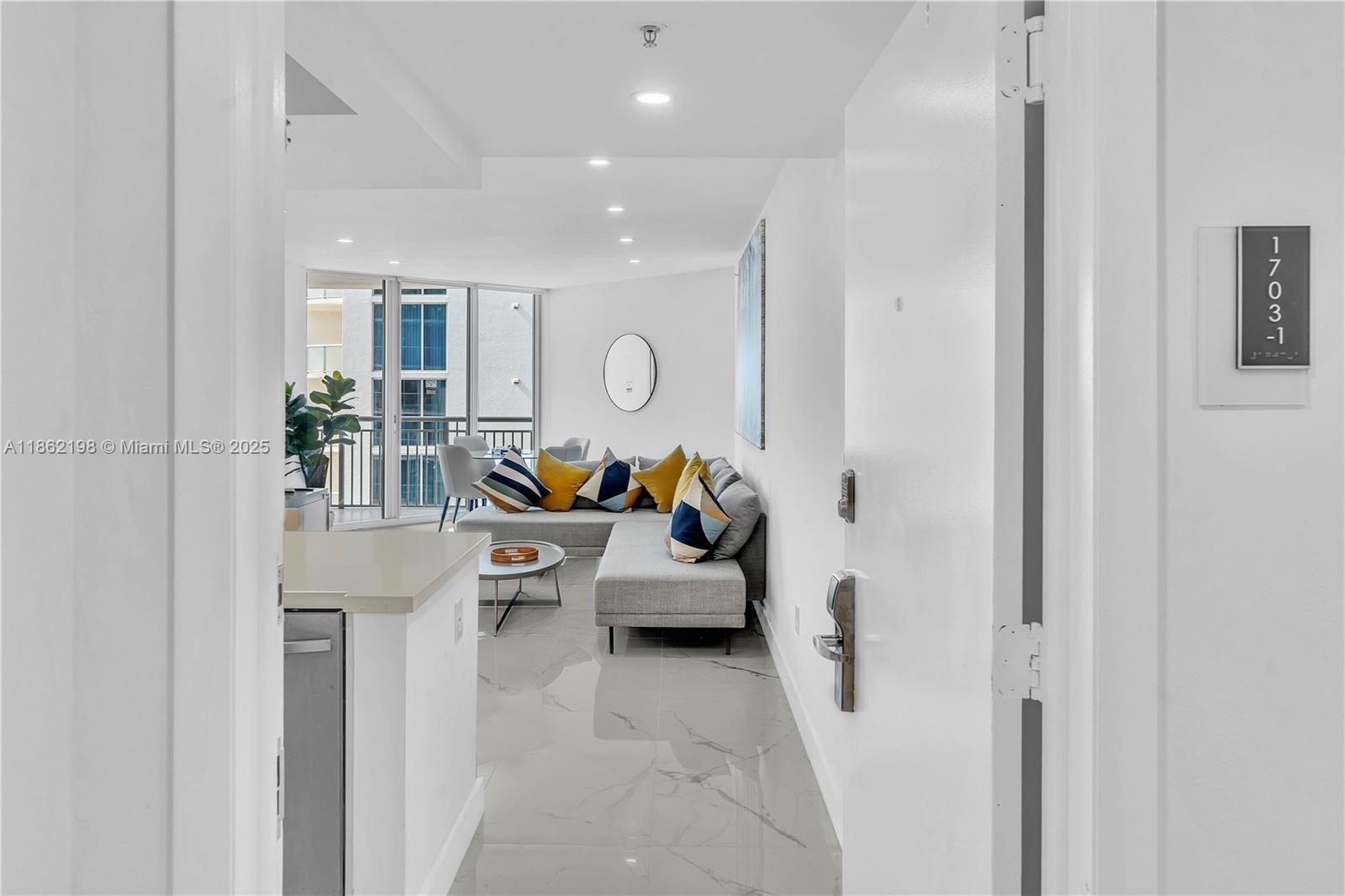17375 Collins Ave 1703