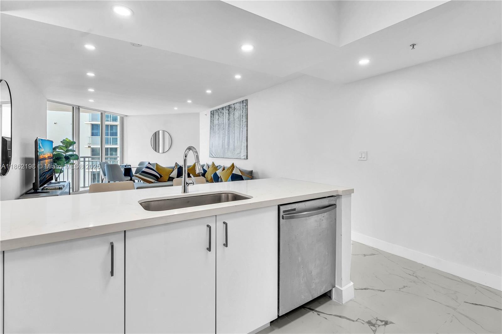 OCEAN POINT BEACH CLUB CO - Residential