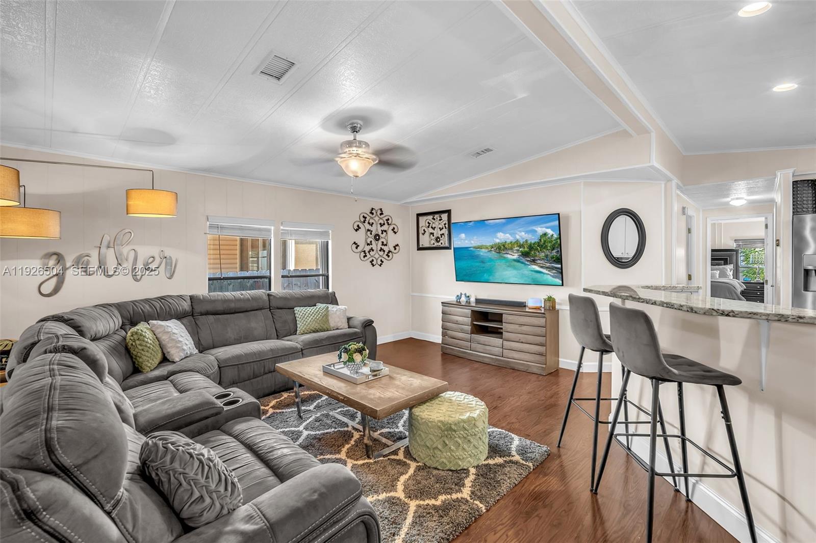 RAVENSWOOD NORTH - Residential