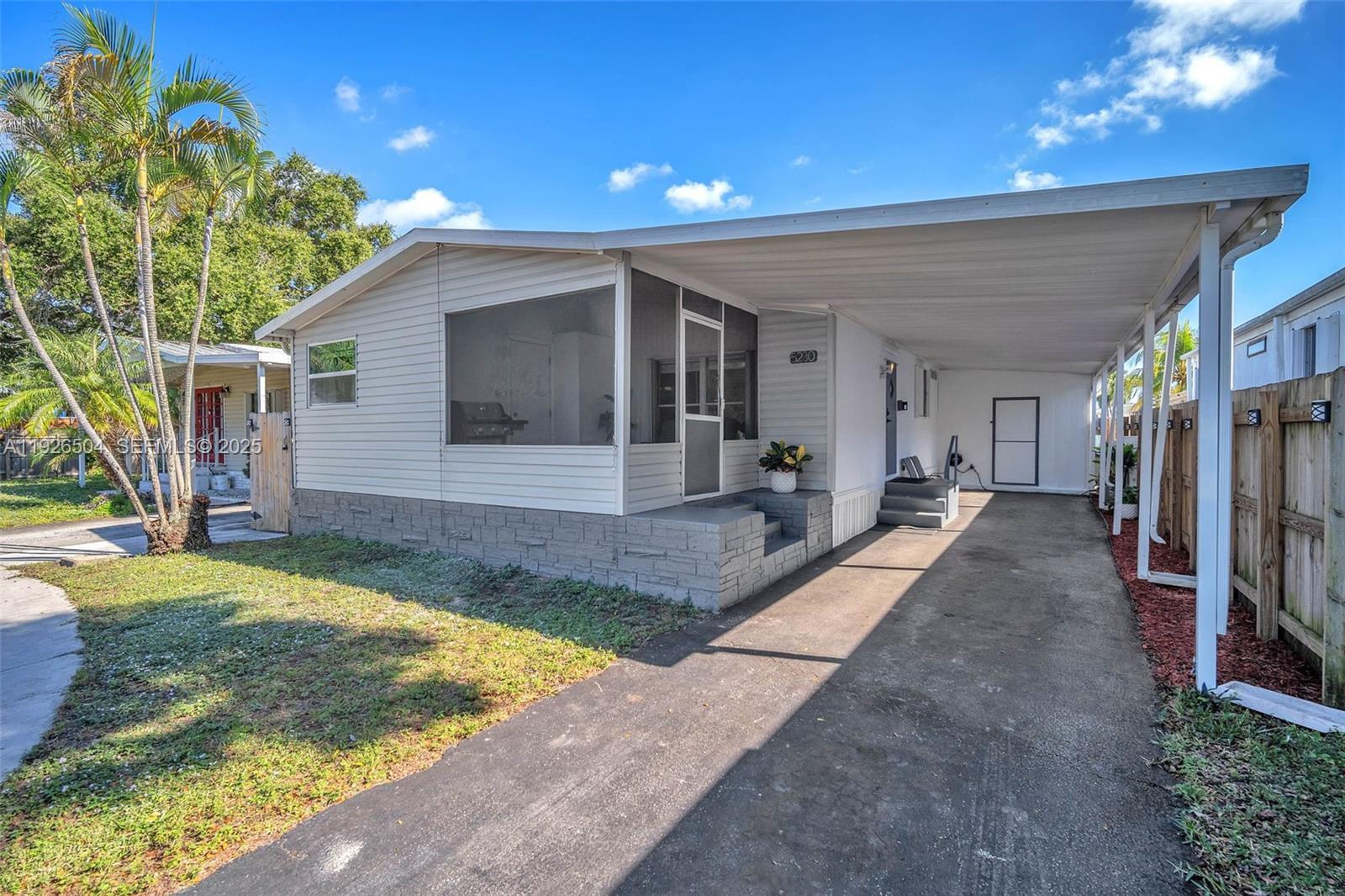 View photos, virtual tours, details... 5230 SW 26th Ave