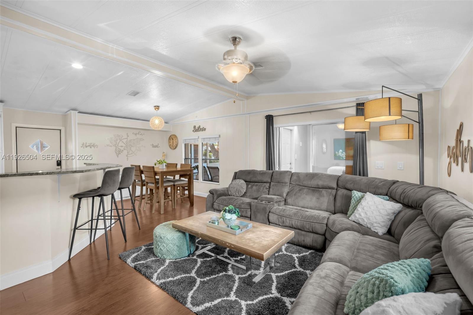 RAVENSWOOD NORTH - Residential