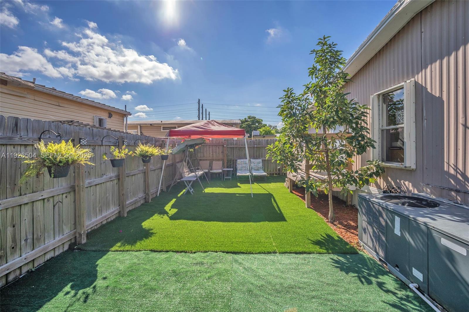 RAVENSWOOD NORTH - Residential