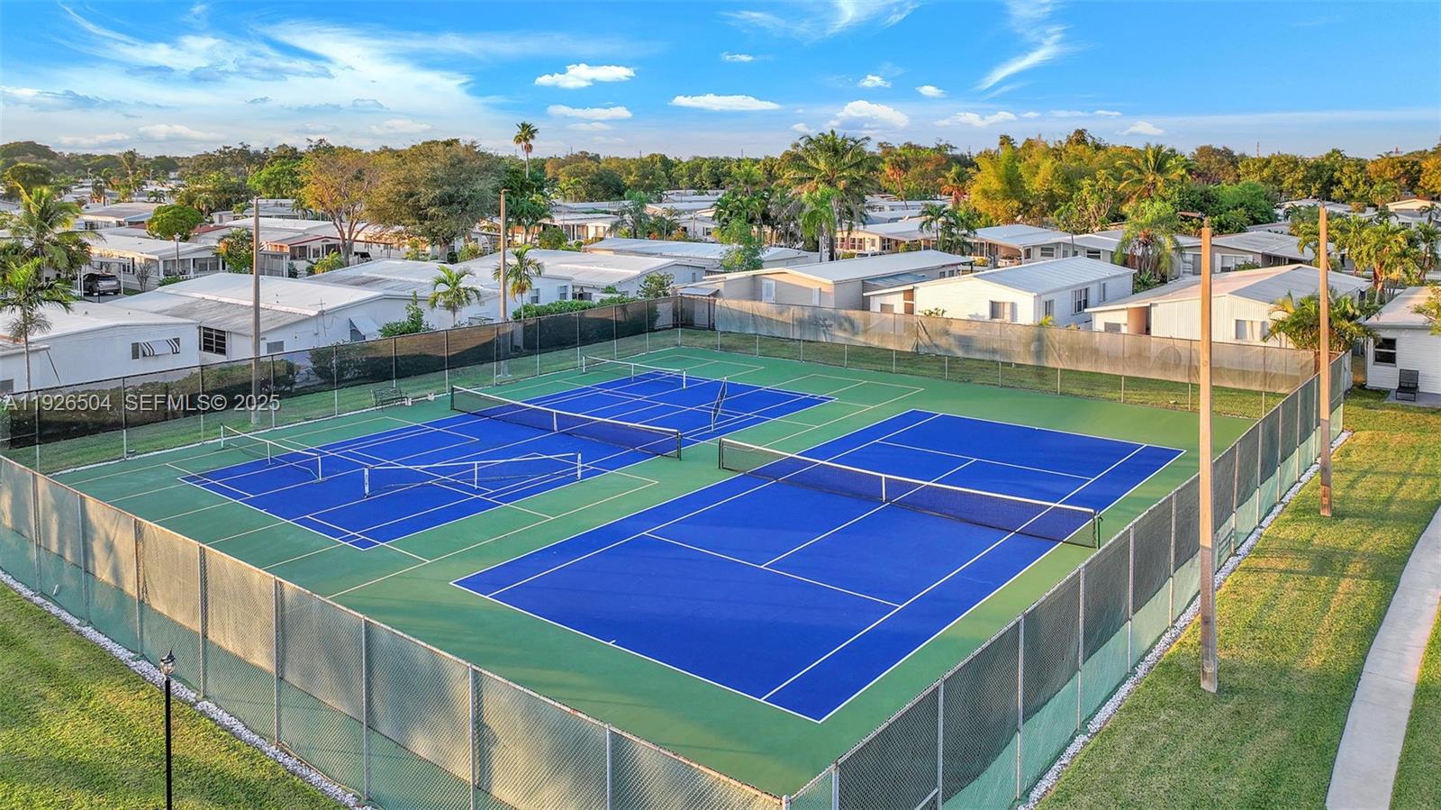 RAVENSWOOD NORTH - Residential