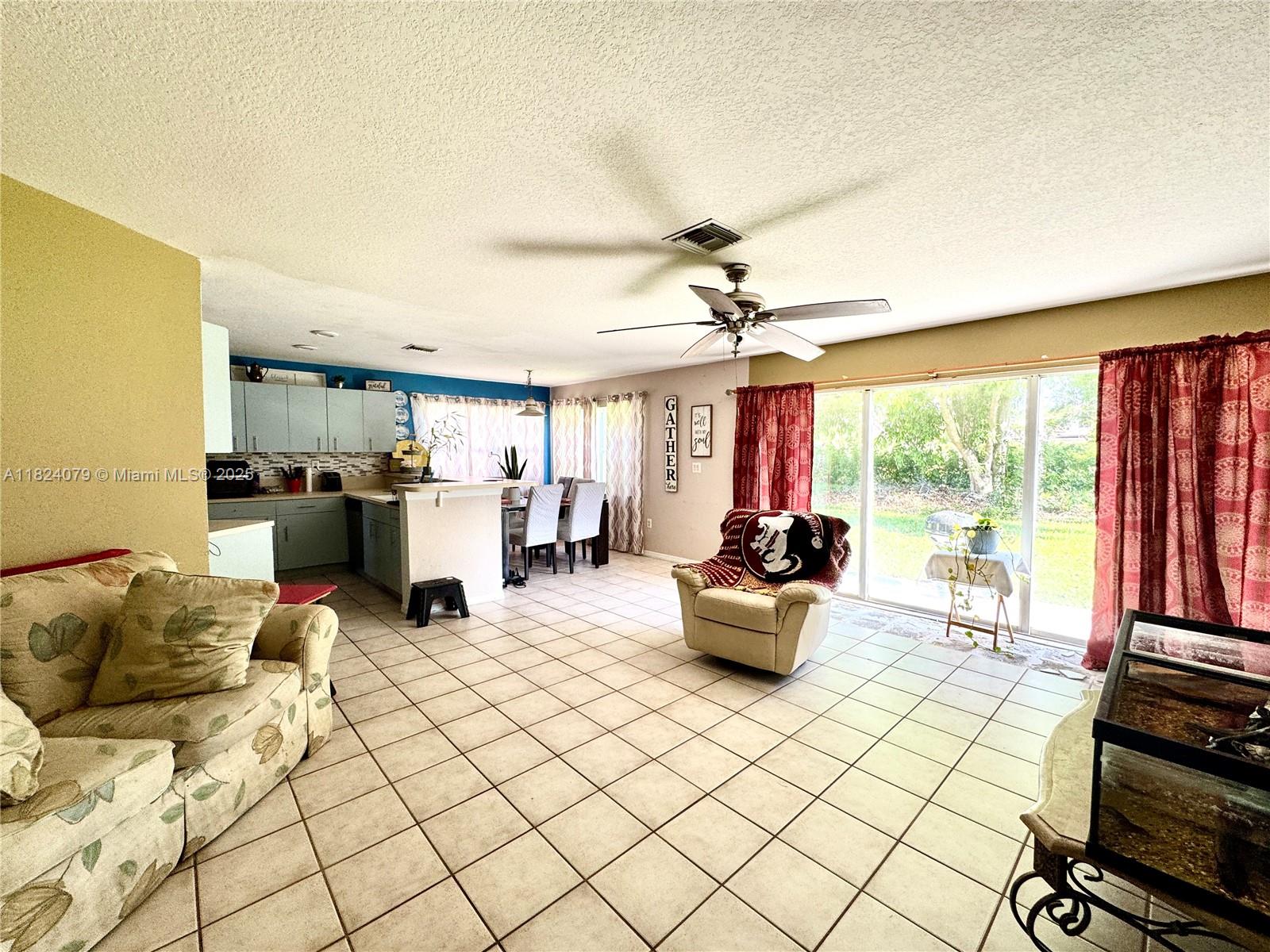 17088 NW 19th St, Pembroke Pines, FL, 33028/$725,000 4 17088 NW 19th St