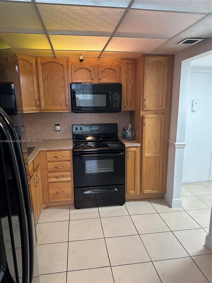 PARK PLACE CONDOMINIUM NO - Residential Lease